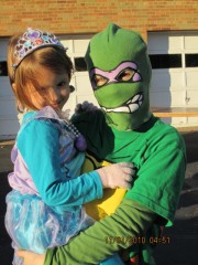 A Teenage Mutant Ninja Turtle & her Princess